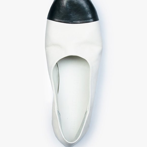 Ernesto Dolani White leather Slip on shoe with black toe - Picture 2 of 4